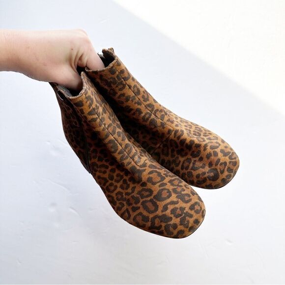 Clarks Marilyn Beth Leopard Print Ankle Boots Suede Leather Tan Brown Size 6 - Picture 2 of 7